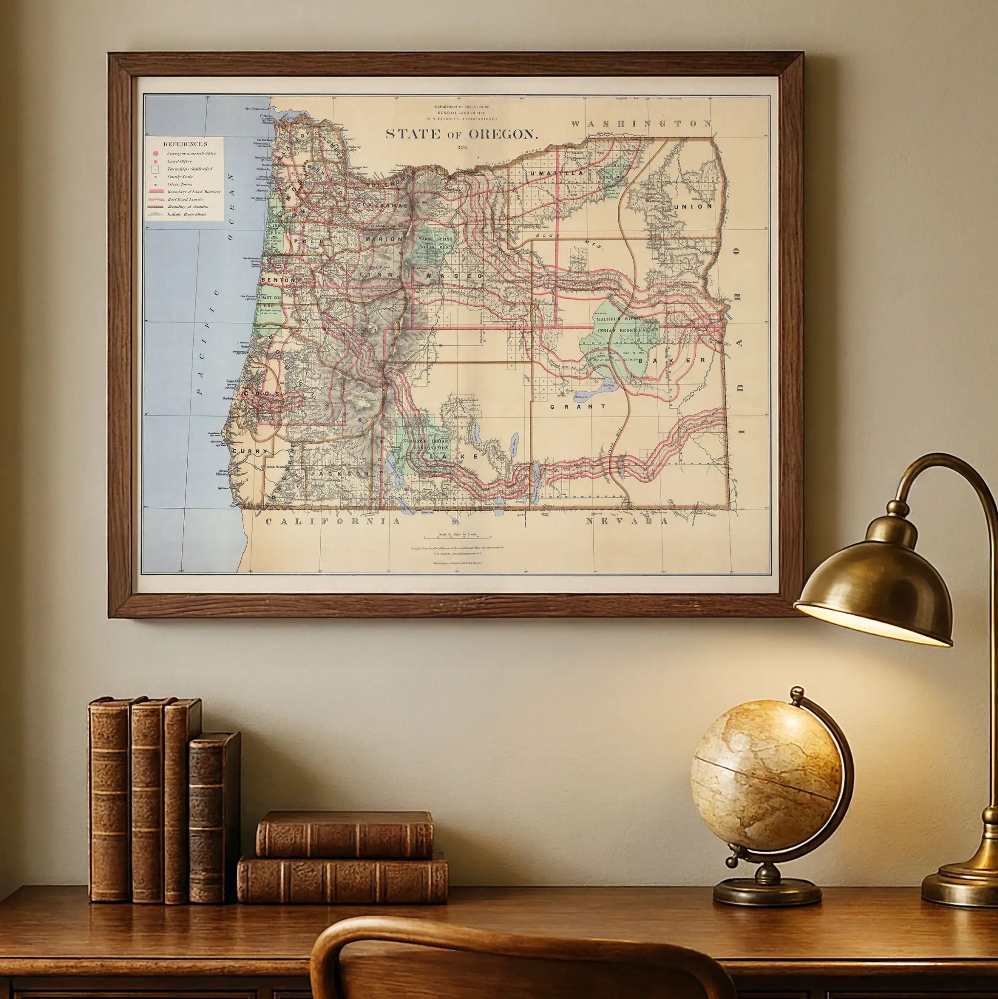 Oregon Map - Desk Setting